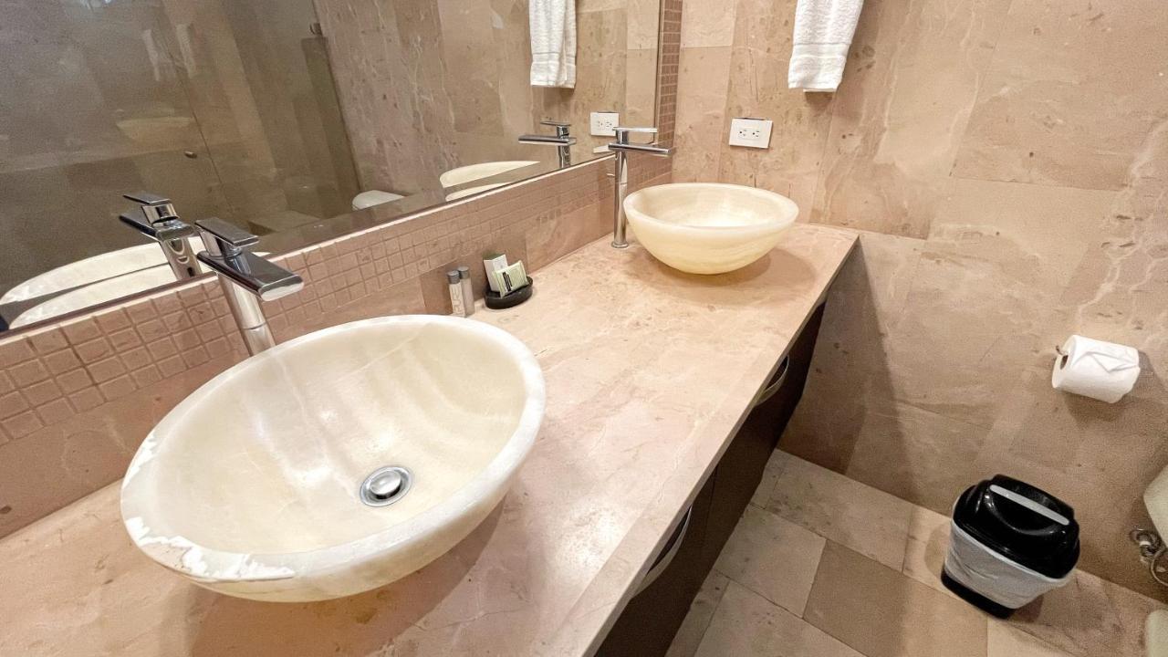 Pacific Suites Boutique Hotel And Bistro Jacó Kültér fotó